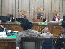 Kanit Tipikor Terima Rp 100 Juta dari Bupati Erik, Hakim: Tak Lapor Kapolres?