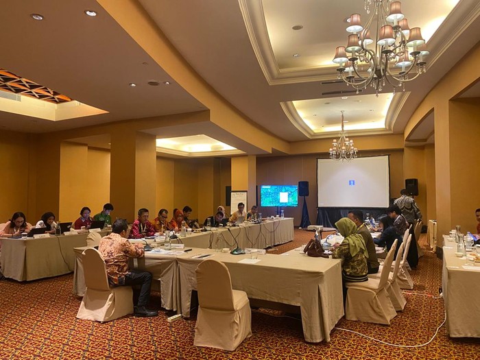 Tim dari Pemkab Demak saat memaparkan soal penanganan rob di pesisir Sayung di forum Desk Musrenbangnas 2025 di Jakarta, Kamis (9/5/2024).