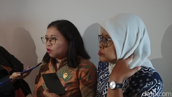 Wakil Ketua LPSK Susilaningtias dan Wakil Ketua LPSK Sri Nurherawati