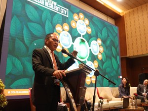 Hadiri 10th WWF, Danny Pomanto Bahas Makassar Sombere & Smart City