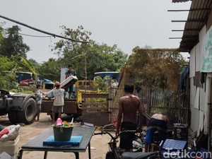 JakPro Janji Beri Pelatihan Usai Minta Warga Kosongkan Kampung Susun Bayam