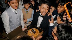 Ini Dia Aksi Winky Wiryawan Nge-DJ di Acara Ultah Anak SD