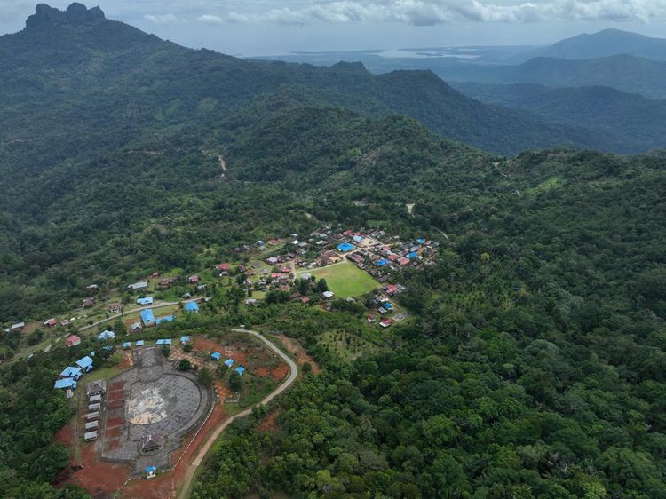 Keindahan Wisata Tangkeno Negeri di Awan