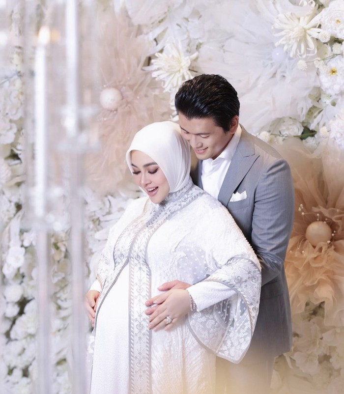 'Baby Moon' di Singapura Ini Kulineran Mewah Syahrini dan Reno Barack 'Baby Moon' di Singapura Ini Kulineran Mewah Syahrini dan Reno Barack