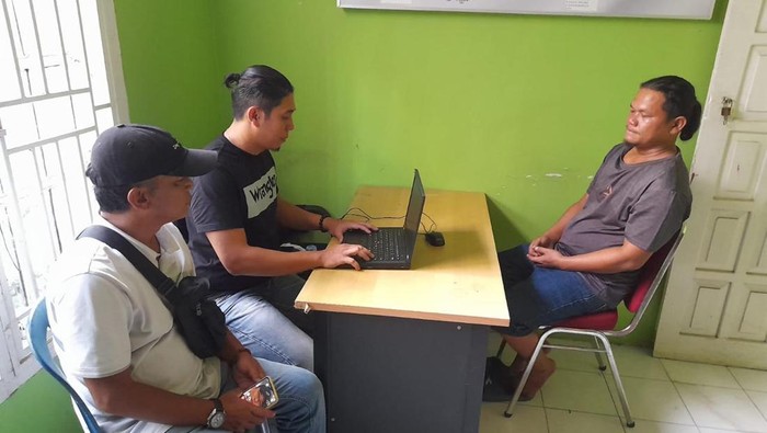 Gonop Hasudungan Hutabarat (38) saat diamankan Intel Kodim 0415/Jambi ternyata Gonop TNI gadungan