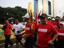 Hasto Berlari Bawa Api Perjuangan ke Rakernas PDIP