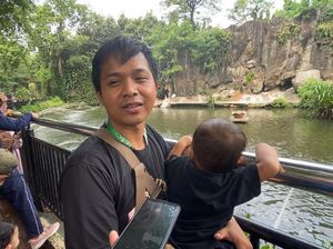 Cerita Ismail, Warga Bogor Liburan ke Ragunan demi Edukasi Anak soal Hewan