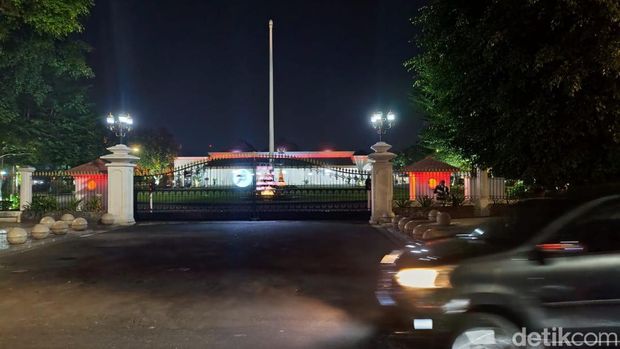Suasana Istana Kepresidenan Yogyakarta saat Presiden Jokowi berkunjung, Kamis malam (23/5/2024).