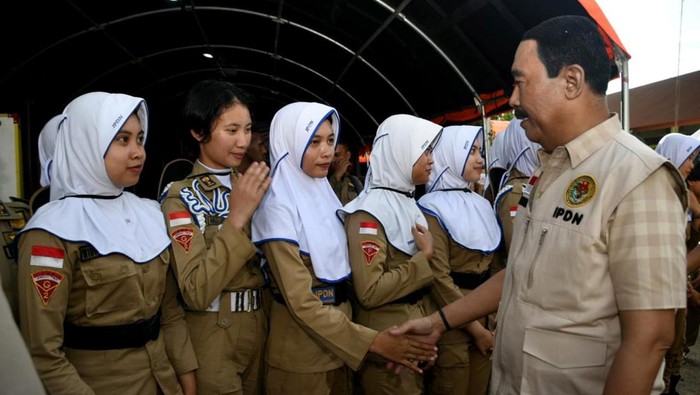 IPDN Kemendagri konsisten peduli terhadap korban bencana longsor dan banjir bandang lahar dingin yang terjadi di Kabupaten Agam dan Kabupaten Tanah Datar, Sumatera Barat. Ini potretnya.