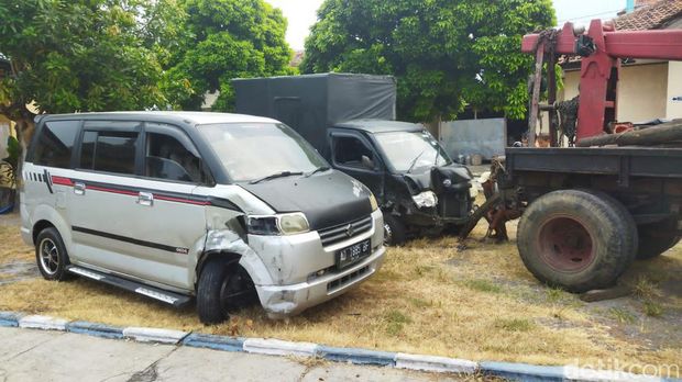 Kondisi mobil Kecelakaan di Pedan, Klaten, Kamis (23/5/2024).