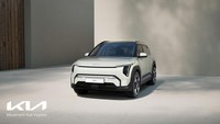 EV3 membawa bahasa desain khas mobil listrik Kia kekinian. Tidak salah ketika melihat mobil ini, rasanya seperti Kia EV9 tapi versi kompak. Foto: dok. KIA Corporation