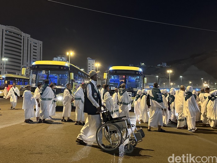 kursi roda di Makkah
