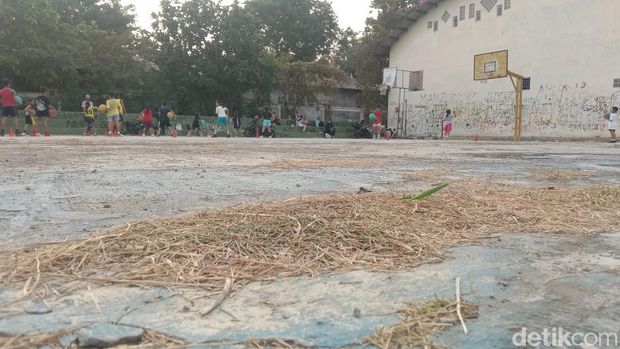 Lapangan Basket GOR Singalodra