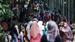 Libur Waisak, Pengunjung Serbu Kebun Binatang Ragunan