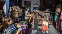 Pemerintah melibatkan 500 pelaku UMKM dari berbagai daerah di Indonesia untuk memperkenalkan dan menjual produk selama pelaksanaan Wolrd Water Forum ke-10 2024.  