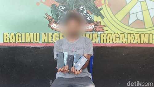 FNA alias Fansi (31), tukang ojek terduga pelaku pencurian HP milik pelajar di Labuan Bajo ditahan di Polres Manggarai Barat (Dok. Humas Polres Manggarai Barat)