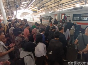 Long Weekend Waisak, 24 Ribu Penumpang KA Turun di Daop 6 Jogja Hari Ini