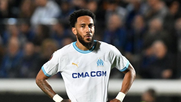 Soccer Football - Europa League - Semi Final - Second Leg - Atalanta v Olympique de Marseille - Stadio Atleti Azzurri, Bergamo, Italy - May 9, 2024 Olympique de Marseilles Pierre-Emerick Aubameyang reacts REUTERS/Daniele Mascolo