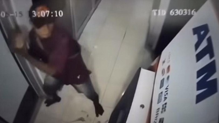 Pria di Sorong merusak mesin ATM karena uang yang ditariknya tak kunjung keluar. Saldo pelaku ternyata kosong. Dokumen Istimewa