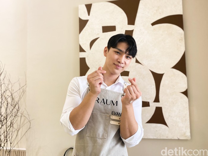 RAUM RAUM Cream Cafe, hadirkan barista Oppa Korea