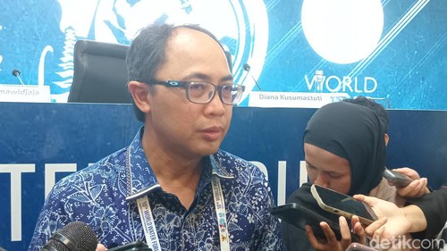 Staf Ahli Menteri Bidang Teknologi, Industri, dan Lingkungan Kementrian PUPR Endra Atmawidjaja di Nusa Dua, Bali, Kamis (23/5/2024). (Foto: Aryo Mahendro/detikBali)