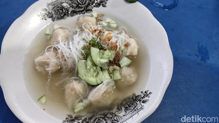 Tekwan goreng 