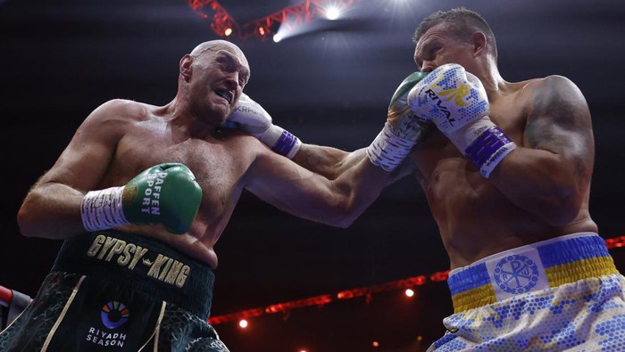 Boxing - Tyson Fury v Oleksandr Usyk - Kingdom Arena, Riyadh, Saudi Arabia - May 19, 2024 Tyson Fury in action against Oleksandr Usyk Action Images via Reuters/Andrew Couldridge