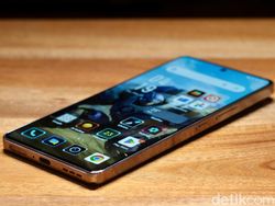 Unboxing Infinix GT 20 Pro 5G yang Tampilannya Futuristik