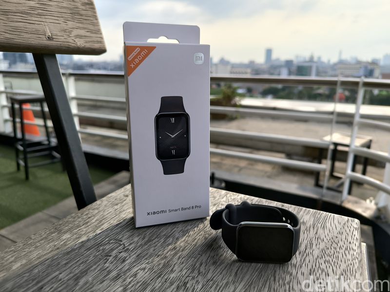 Xiaomi Smart Band 8 Pro