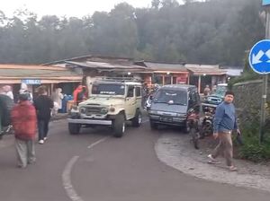 Lalu Lintas Penanjakan Bromo Hari Kedua Long Weekend Waisak Ramai Lancar