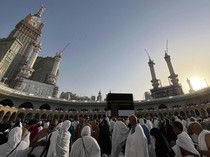 Arab Saudi Ingatkan Izin Jemaah Haji Akan Dicabut Jika Tak Divaksin!