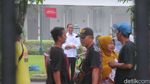 Momen Jokowi Sekeluarga Liburan di Jogja: Piknik ke Borobudur-Sepedaan