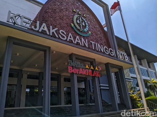 Kantor Kejaksaan Tinggi (Kejati) NTB. (Foto: Ahmad Viqi/detikBali)