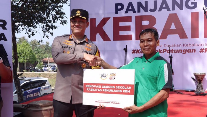 Kapolres Lamongan AKBP Bobby A. Condroputra