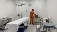 Dilengkapi dengan perawatan After-care setelah setiap tindakan yang bertujuan untuk mempercepat pemulihan tubuh, seperti Shockwave (ESWT), Exilis Radio Frequency (RF), Mesotherapy Injection, dan HIFU Therapy untuk mendukung pembentukan dan pengencangan area tubuh serta kulit setelah tindakan LAMS.Selain itu, Akasia 365m juga menyediakan prosedur Fat Graft (transfer lemak) bagi pasien yang ingin memperbaiki bentuk tubuh. Layanan program penurunan berat badan juga tersedia di Akasia 365m Body Aesthetics and LAMS Center yang meliputi konsultasi nutrisi makanan oleh dokter gizi, konseling pasca tindakan yang bertujuan memaksimalkan hasil tindakan serta mempertahankan fluktuasi berat dan lemak tubuh pasien.