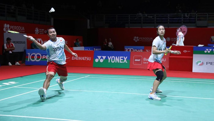 Rehan Naufal Kusharjanto/Lisa Ayu Kusumawati di Malaysia Masters 2024.