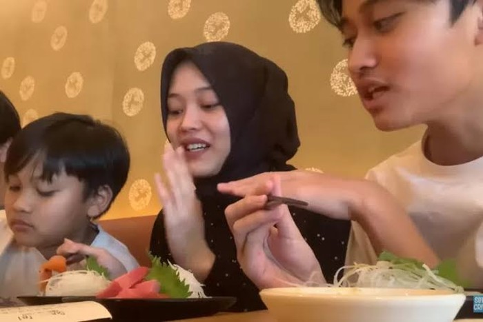 Rizwan Fadilah Anak Sule Ternyata Jago Masak Nasi Goreng dan Baked Potato