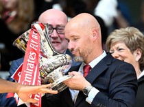 Ten Hag Bertahan di Manchester United