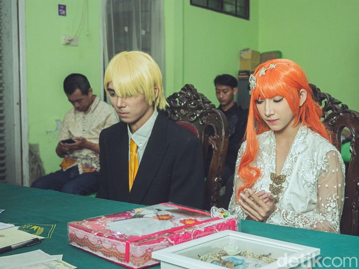 Foto pernikahan Isabel Nurani Kasih dan Andre Styanto Wijaya, viral karena mengenakan cosplay serial anime One Piece, Nami & Sanji.