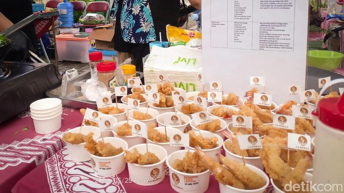 Hasil karya peserta Menoreh Food Festival di Plaza Kuliner Glagah, Temon, Kulon Progo, Sabtu (25/5).