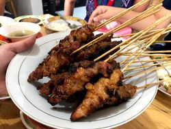 10 Makanan Legendaris Tangerang yang Populer, Ada Bakso hingga Olahan Babi