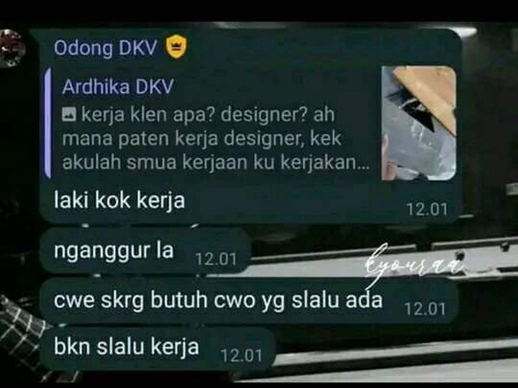 Chat WhatsApp random ini benar-benar bikin nyengir membacanya. Kok absurd banget ya, isi percakapannya? Aowkaowk.