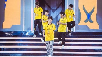 Ada Onic Olympus yang berada di peringkat ketiga. Lalu Indostars mengisi posisi keempat, dan Evos Divine di urutan keenam. Untuk RRQ Kazu sepertinya masih harus berupaya lebih keras, agar dapat lepas dari tempat ke-11. Foto: (Garena Free Fire).