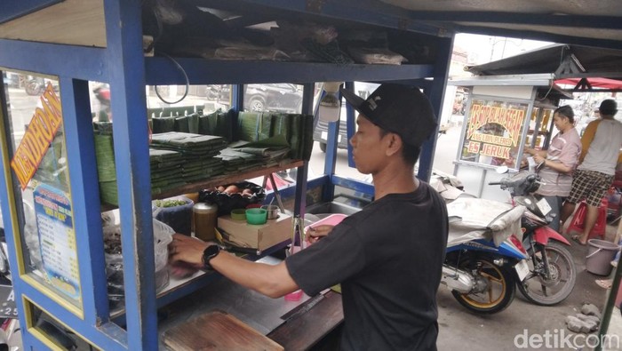 Mendoan Khas Cilacap Mas Aim Cirebon