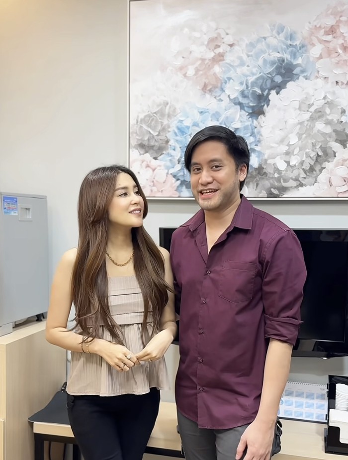 Momen Manis Kevin Aprilio Makan Malam Bareng Istri