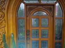 Bukan Cuma Masalah Engsel, Pintu Kayu Bisa Seret Gara-gara Hujan