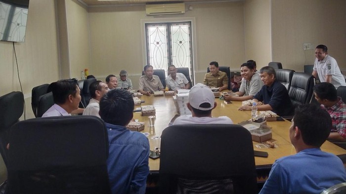 RDP di DPRD Parepare terkait uang kontraktor yang belum terbayarkan.