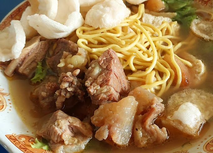 Uenak Poll! 5 Tahu Campur di Surabaya yang Wajib Dicoba
