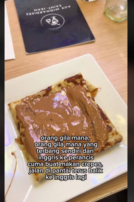 Wanita Ini Rela Bawa Pesawat Sendiri dari Inggris ke Prancis Demi Makan Crepes