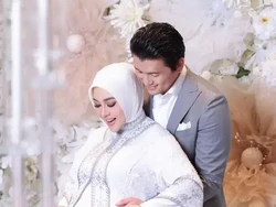 Gaya Para Artis Pamer Baby Bump Umumkan Kehamilan di Tahun 2024